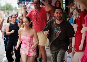 Marília Tavares transforma a Rua 44, em Goiânia, em palco popular no clipe “Brincadeira Gostosa”