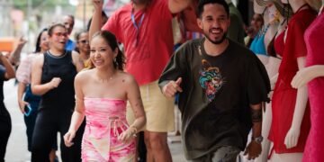 Marília Tavares transforma a Rua 44, em Goiânia, em palco popular no clipe “Brincadeira Gostosa”