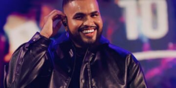 Yan, fenômeno do pagode, confirma mais de 20 shows no Carnaval, se apresenta nos principais camarotes da Sapucaí e estreia seu primeiro bloco