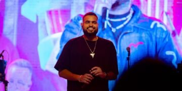 Yan estreia bloco “Seremos Felizes” no Carnaval do Rio neste sábado (14)