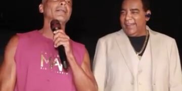 Presença ilustre na folia carioca! Romário com Raça Negra