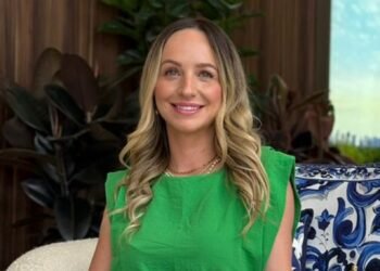 De Curitiba para o topo do mercado imobiliário de luxo em SP : A corretora que ficou conhecida como “Britney da Cyrela”